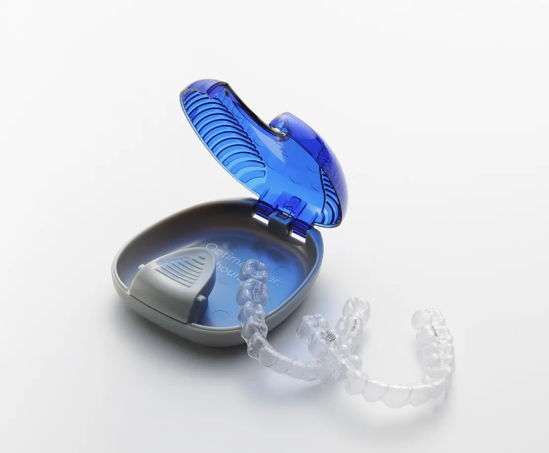 たまプラーザ駅徒歩3分の歯医者・歯科「たまプラーザむろき歯科・矯正歯科」｜マウスピース型矯正装置(インビザライン)を使用した目立たない矯正歯科治療